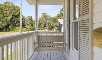 1711 Duke St, Beaufort, SC 29902