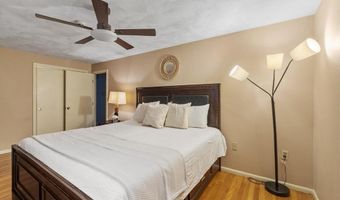 14 Olde Berry Rd, Andover, MA 01810