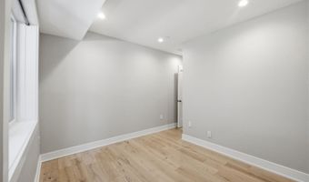 5305 CONNECTICUT Ave NW 2, Washington, DC 20015