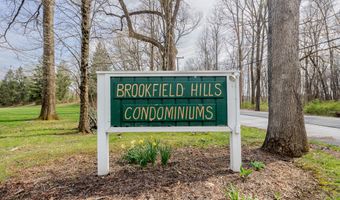 10 Monika Ln 10, Brookfield, CT 06804