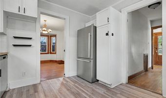 326 S Firestone Blvd, Akron, OH 44301