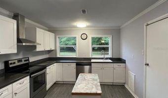 9451 NE 111TH St, Archer, FL 32618