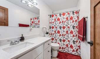 809 24th Ave NW, Austin, MN 55912