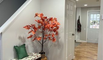 1106 Wade St, Aliquippa, PA 15001