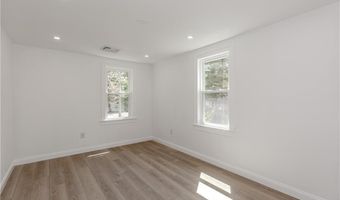 19 Leigh Rd, Cumberland, RI 02864
