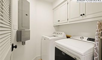 870 Clubhouse Dr A2, Banner Elk, NC 28604