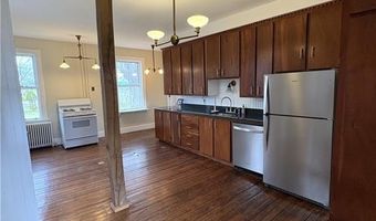 39 Walcott Ave, Jamestown, RI 02835