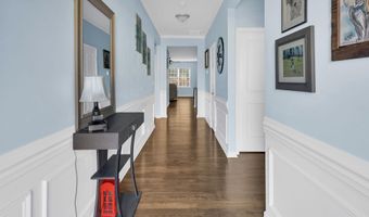 461 All Seasons Dr, Boiling Springs, SC 29316