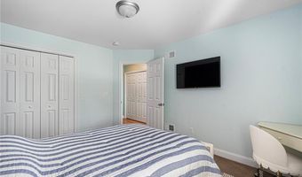 55 Vine St, East Greenwich, RI 02818