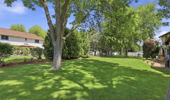 3501 N MORRISON St, Appleton, WI 54911