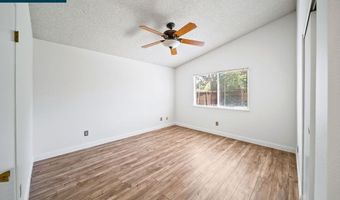 2817 Mayflower Dr, Antioch, CA 94531