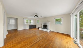 66 W Shore Dr, Alloway, NJ 07462