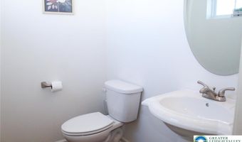 935 Graystone Cir, Allen, PA 18067