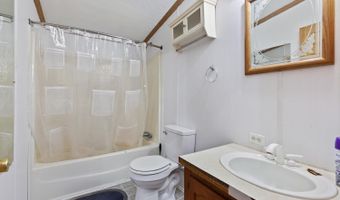 943 Howell, Adrian, MI 49221