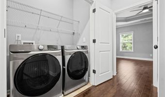 1044 Township Sq, Alpharetta, GA 30022