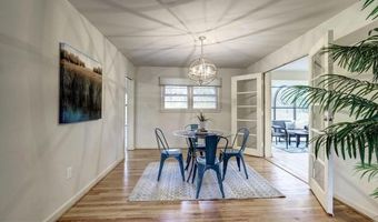 5704 RADNOR Ct, Bethesda, MD 20817