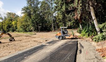 Poplar DR 2, Bingen, WA 98605