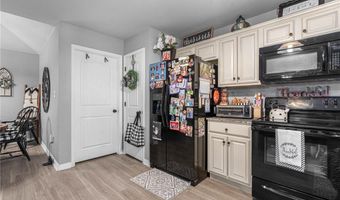 1001 Springhill Rd, Barling, AR 72923