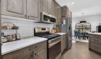 810 Spyglass Hill Dr, Bedford, IN 47421