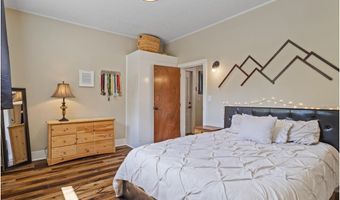 125 SELMA St, Oregon City, OR 97045