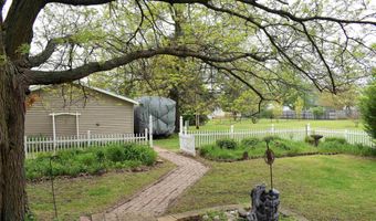 916 3Rd Ave, Ackley, IA 50601