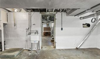 2128 S Freedom Ave, Alliance, OH 44601