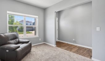 2610 13th Ave SE, Altoona, IA 50009