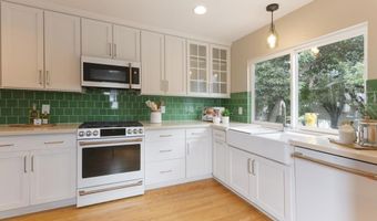 1916 Moreno St, Oceanside, CA 92054