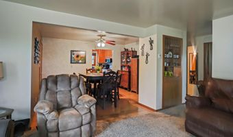 418 S 12th St, Aberdeen, SD 57401