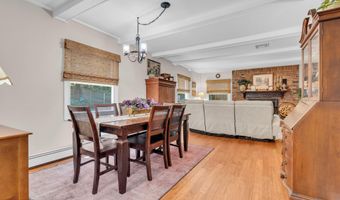 186 Van Brackle Rd, Aberdeen, NJ 07747