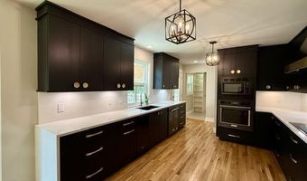 24 Shoemaker Cir, Batesville, AR 72501