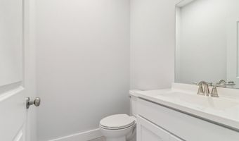 370 Emmett St 4-4, Bristol, CT 06010