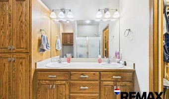 913 34th St, Cody, WY 82414