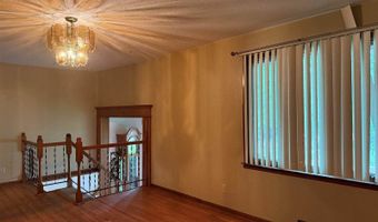 540 S 8th St, Akron, IA 51001