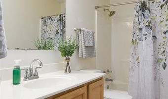 135 Brookhaven Ln, Advance, NC 27006