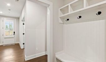 355 Chiswick Cir, Alpharetta, GA 30009