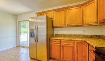 343 Robin Helton Dr, Boiling Springs, SC 29316