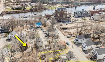 35 Oak St, Augusta, ME 04330