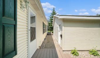 6590 6596 Admirals Pt, Alanson, MI 49706