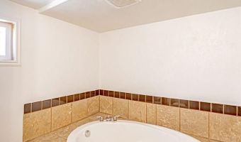 170 Golden St, Blackfoot, ID 83221