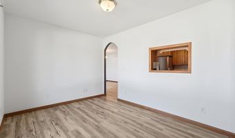 108 Pheasant Ave, Atkins, IA 52206