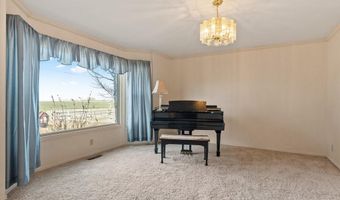 12568 N Hawthorne Rd, Chubbuck, ID 83202