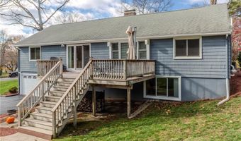33 Rosewood Ln, Cumberland, RI 02864