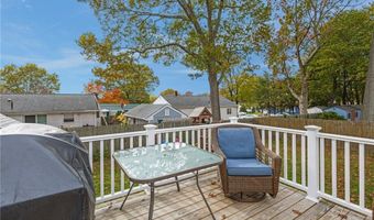16 Flynn Ave, Cranston, RI 02920