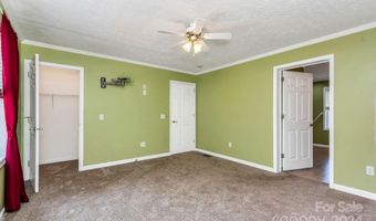 118 Paupers Ridge Ln, Banner Elk, NC 28604