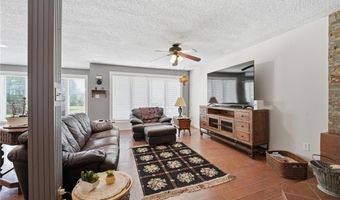 17274 Kansas Ave, Basehor, KS 66012