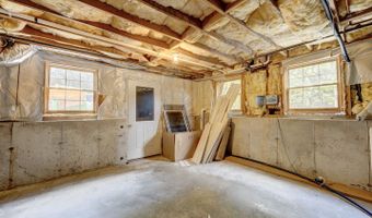 163 Windy Knoll Dr, Berlin, CT 06037