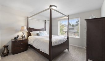 111 SW 8TH St, Battle Ground, WA 98604