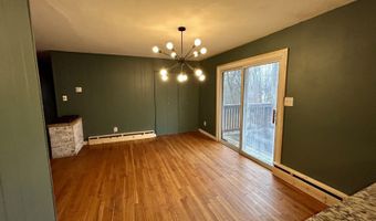 7257 Beechwood Dr, Athens, OH 45701