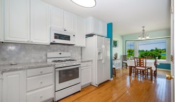 22869 W Lake Shore Dr, Antioch, IL 60002